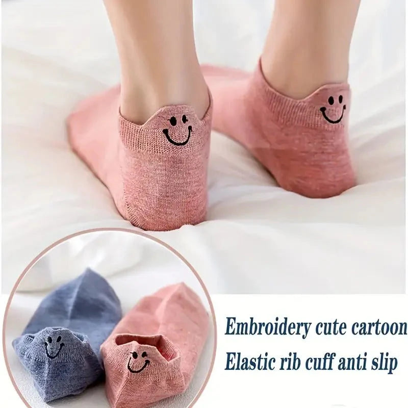 Non-Slip Smiley Tab Socks