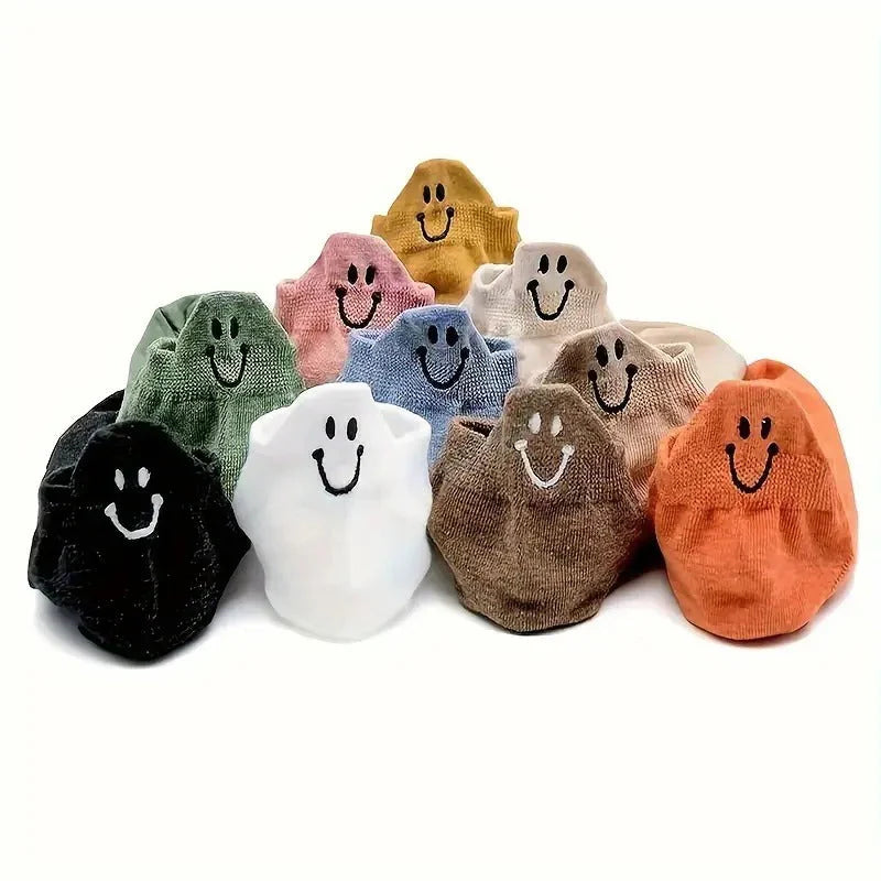 Non-Slip Smiley Tab Socks